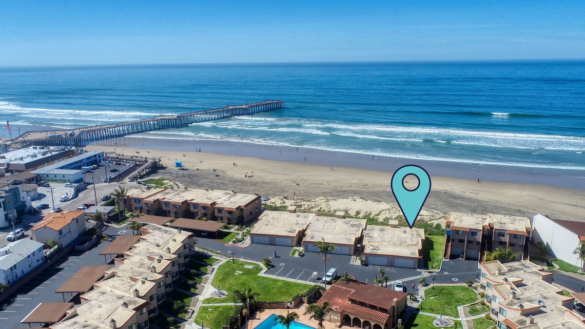 Downtown Condo | 125 Pismo Shores: 3 BR, 2 BA Condominium in Pismo Beach, Sleeps 8
