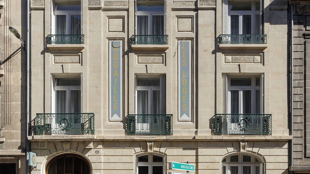 Limoges Hotel | 13-bedroom hotel with breakfast located in the center of Limoges.