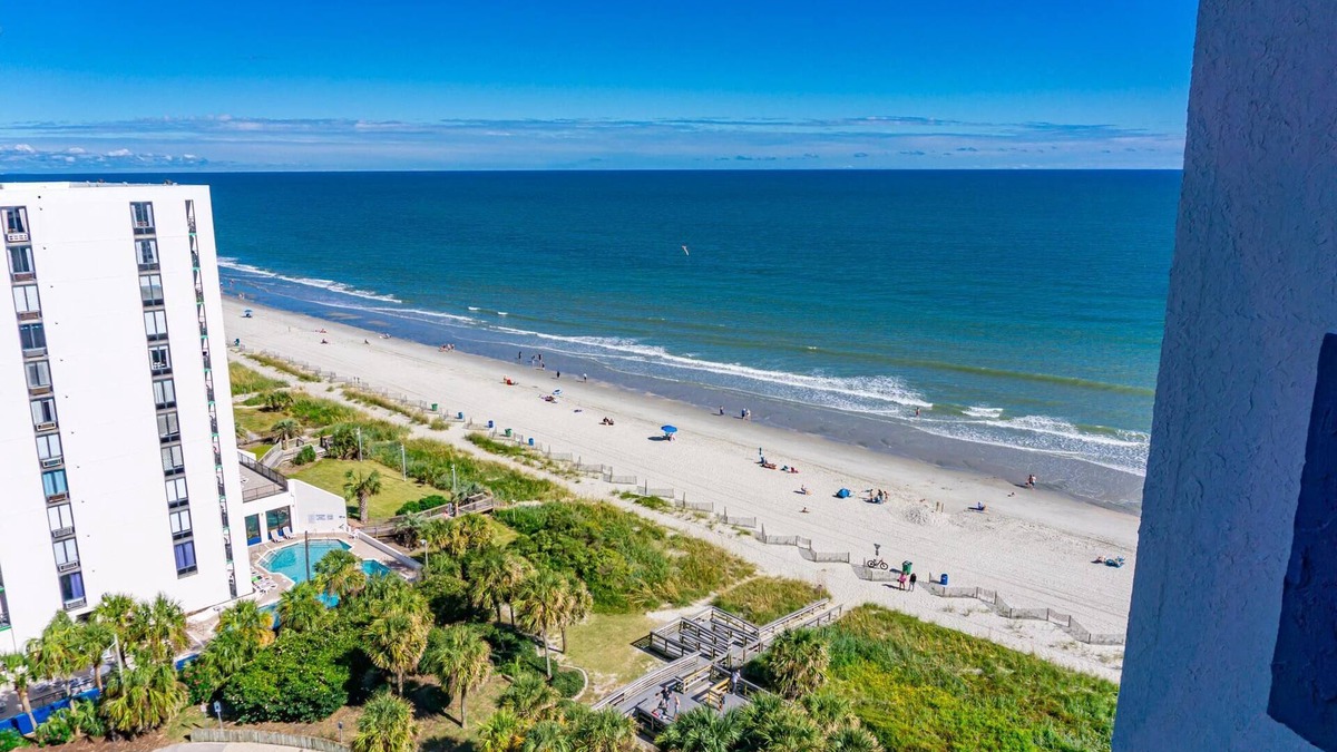 Myrtle Beach Condo | 1302 Oceanview 1 bedroom/1 bath condo with onsite management