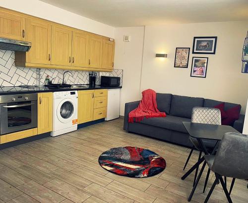 Cowley Apartment | 133 Home