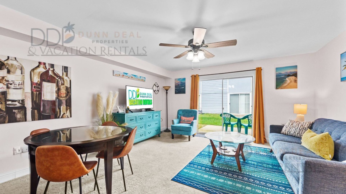 Biloxi Condo | 138 Oak Shores Just a short walk to the beach!