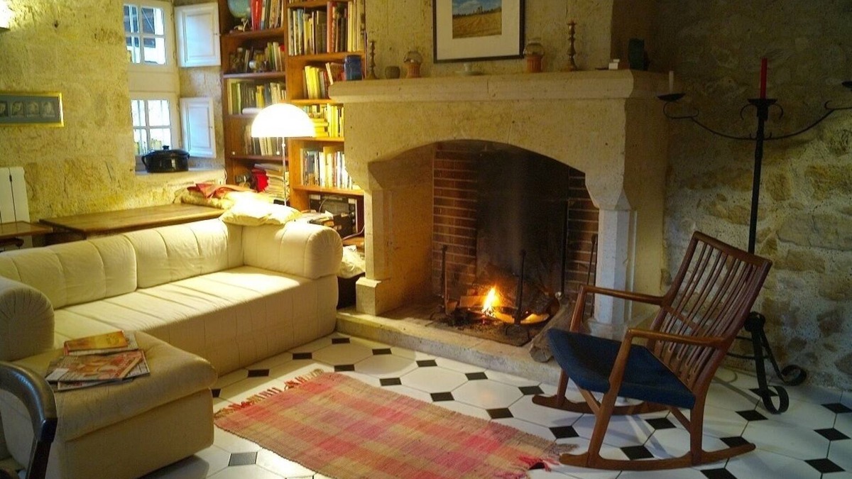 Marsolan Other | 13TH CENTURY ROSE-COVERED CHAPELLE IN THE HEART OF GASCOGNE