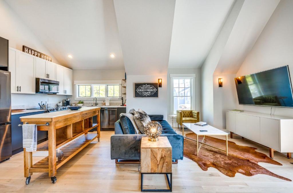 North Central Westminster Apartment | 14 Mi to Dtwn Denver Sleek Westminster Home
