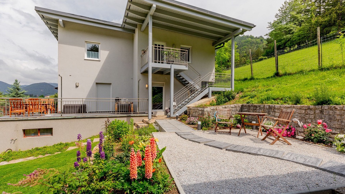Puchberg Am Schneeberg Apartment | 140 m² apartment surrounded by nature