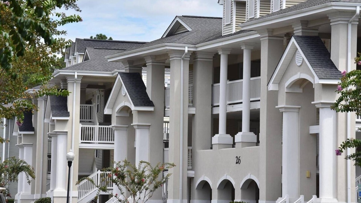 Calabash Condo | 1408m 1 Bedroom Condo by RedAwning