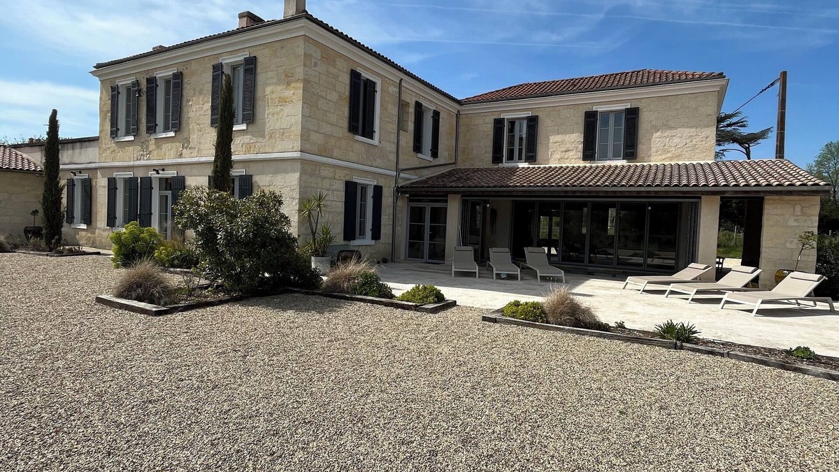 Tresses House | 15 minutes from Bordeaux! Privatization of an 18th century wine estate