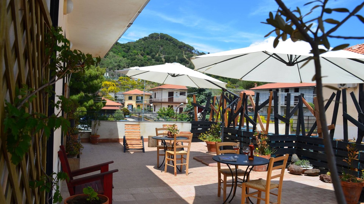 Nicolosi Apartment | 15 minutes from Etna Volcano, apartment with terrace