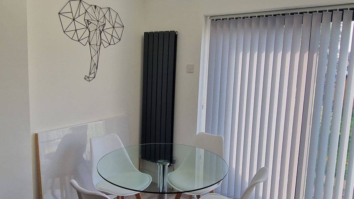 Old Malden House | 15 minutes from famous Wimbledon, an inviting family home nestled away
