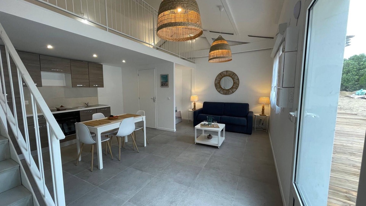 Saint-Pierre-d'Oleron Apartment | (15) New studio, in near the salt marshesthe golf and the beach.