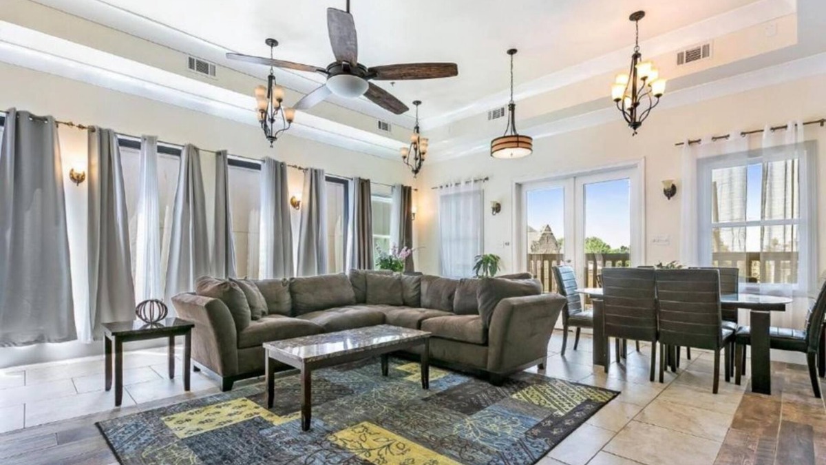 Faubourg Lafayette Condo | 15% OFF Monthly |10% OFF Weekly-Elegant 4BR City Condos in Downtown