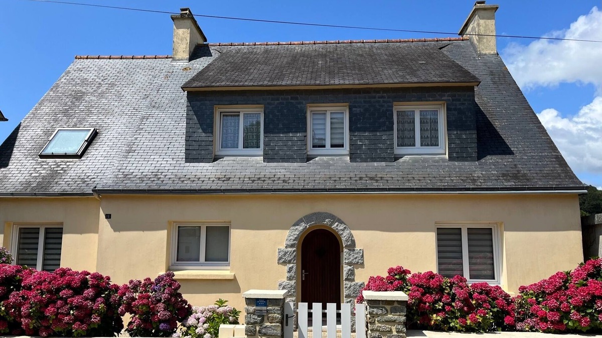 Saint-Nic Apartment | 150 m Pentrez beach - between Douarnenez and Crozon - independent apartment - 4/5 p. - 3*
