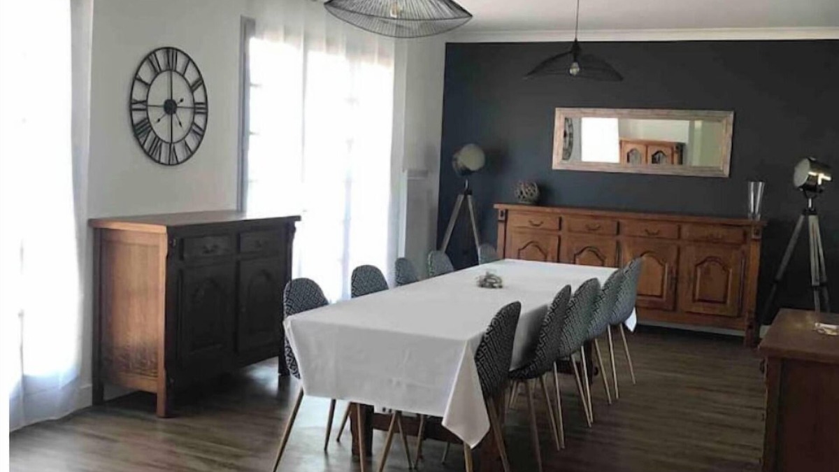 Coex House | 150 m² family home 15 minutes from the sea