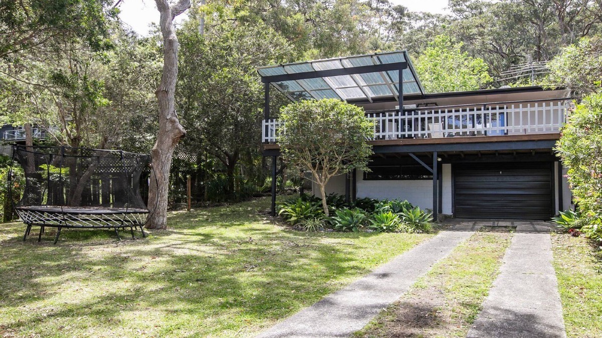 Pearl Beach House | 150mtrs to beach +Trampoline