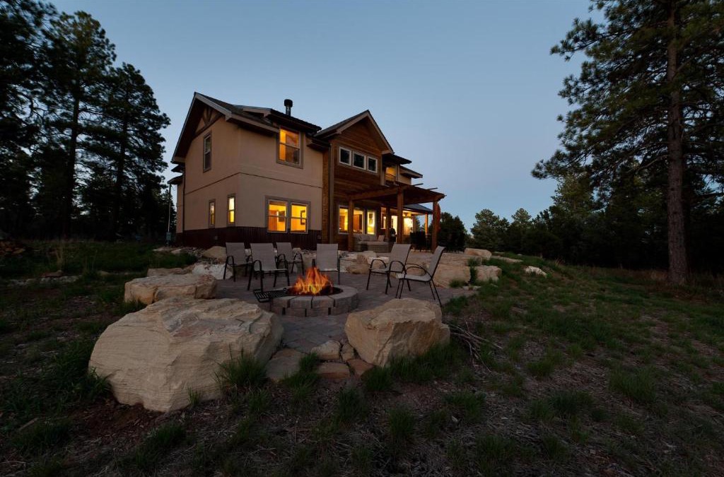 Durango House | 151 Oak Road