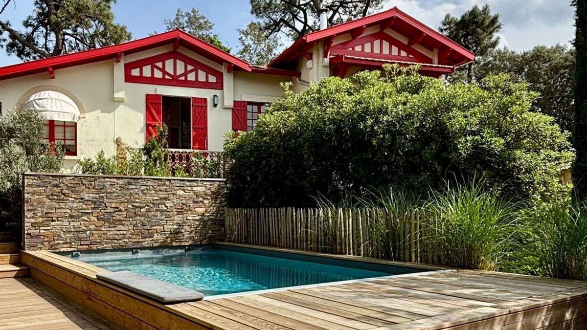 Soulac-sur-Mer House | 157 - Charming Basque Style House with Private Pool