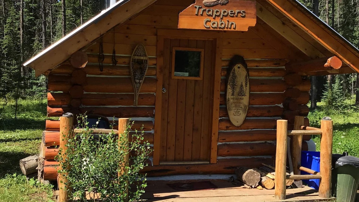 Dease Lake Cabin | 16 Mile Cabins Trappers Cabin. Pet Friendly Off Grid Wilderness Stay!