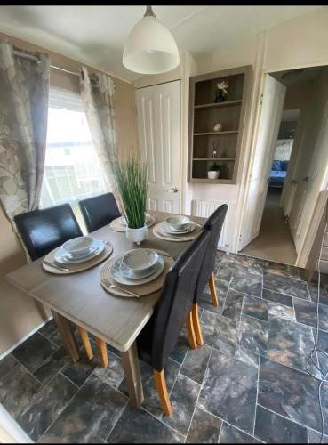 Woodhorn Cabin | 16 orchard meadows