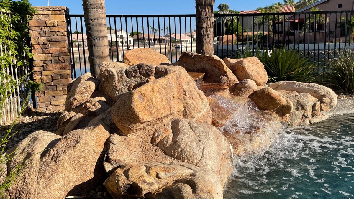 Arrowhead Lakes House | 160’ on Arrowhead Lakes, Mountain View’s, Attractive, well maintained home.