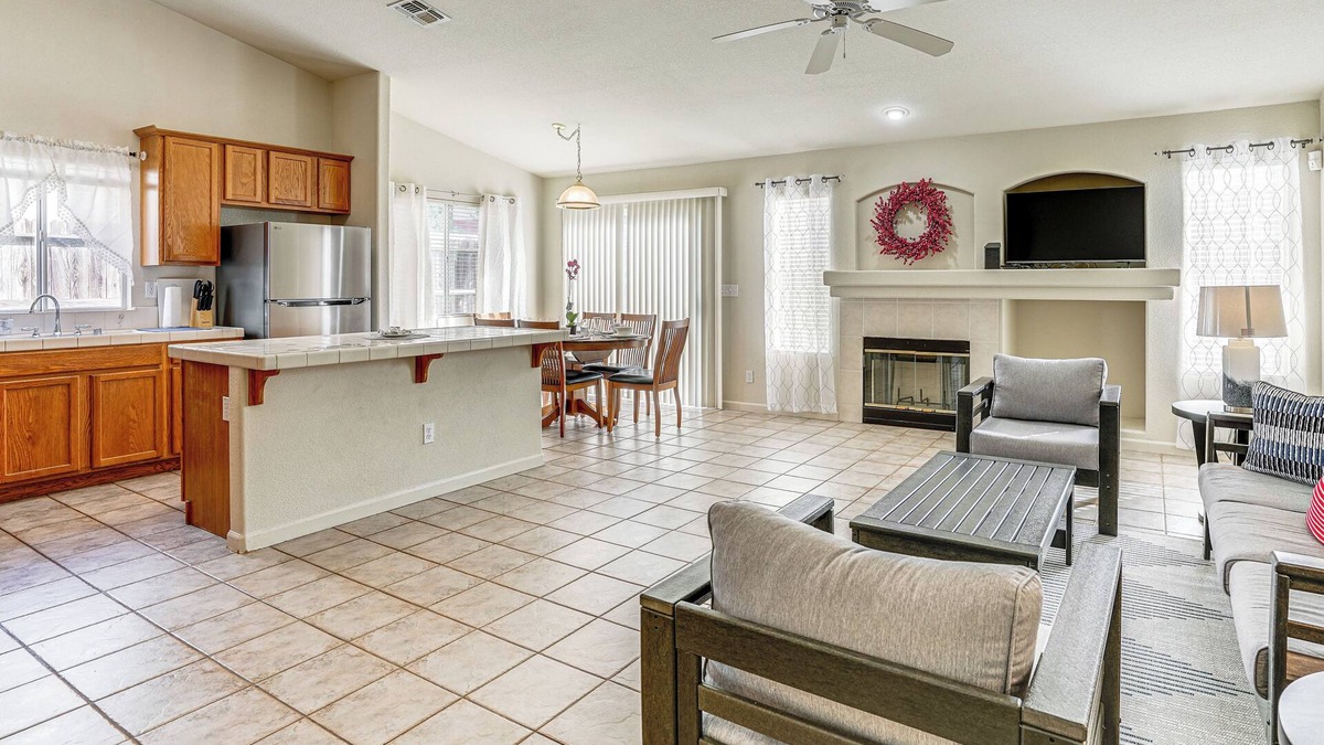 Vallejo House | 17 Mi to Napa: Spacious Vallejo Family Home!