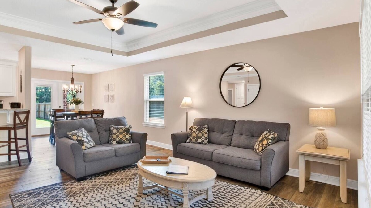 Southeast Pensacola House | 17th C~Tranquil Family Retreat