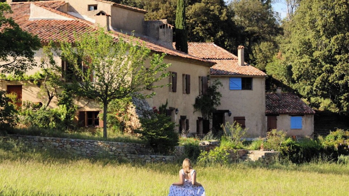 Cotignac Villa | 17th century estate with swimming pool and AC