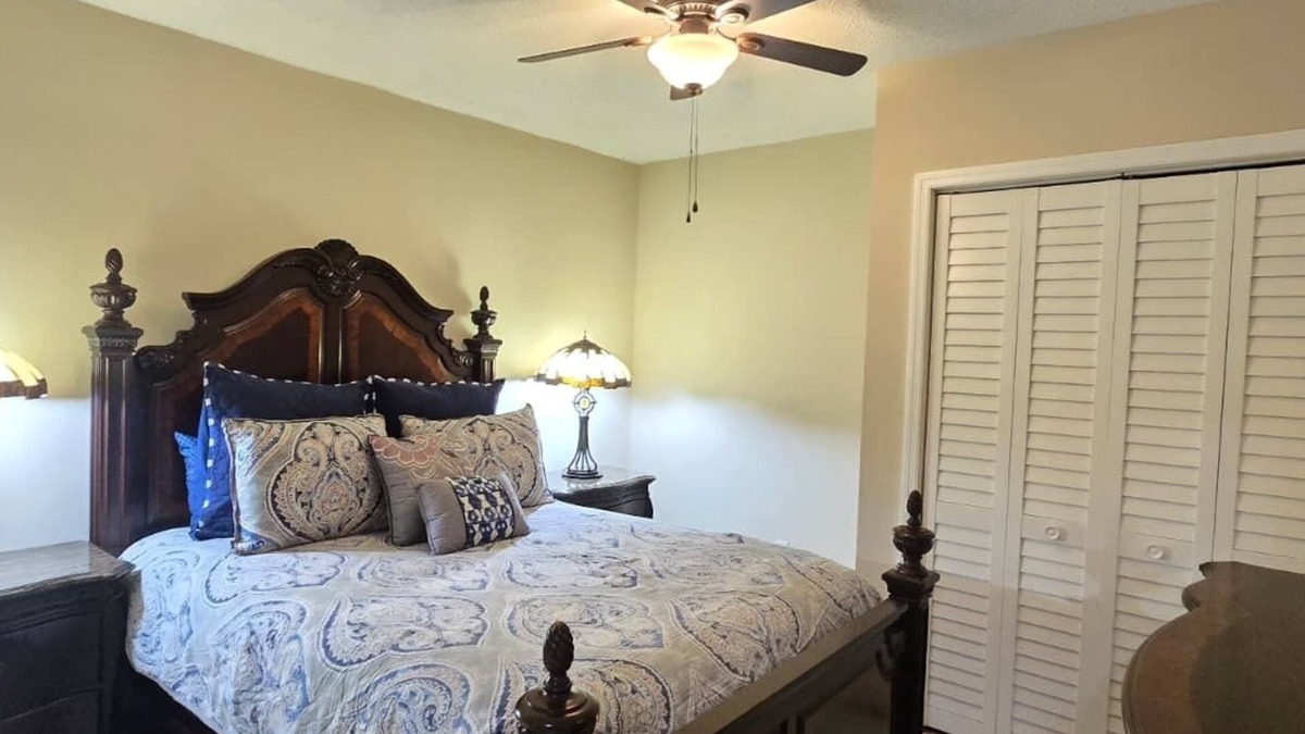 Creekside Apartment | #18 Elegancia in law suite