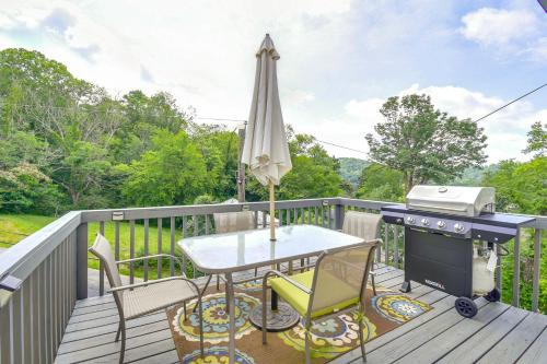 Beattyville Apartment | 18 Mi to Red River Gorge Beattyville Retreat