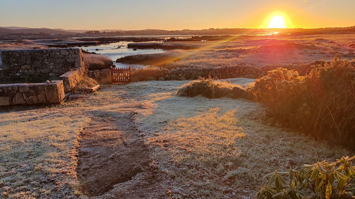 Rosduff House | 190m2 cottage, in the heart of Connemara, on the edge of a magnificent bay