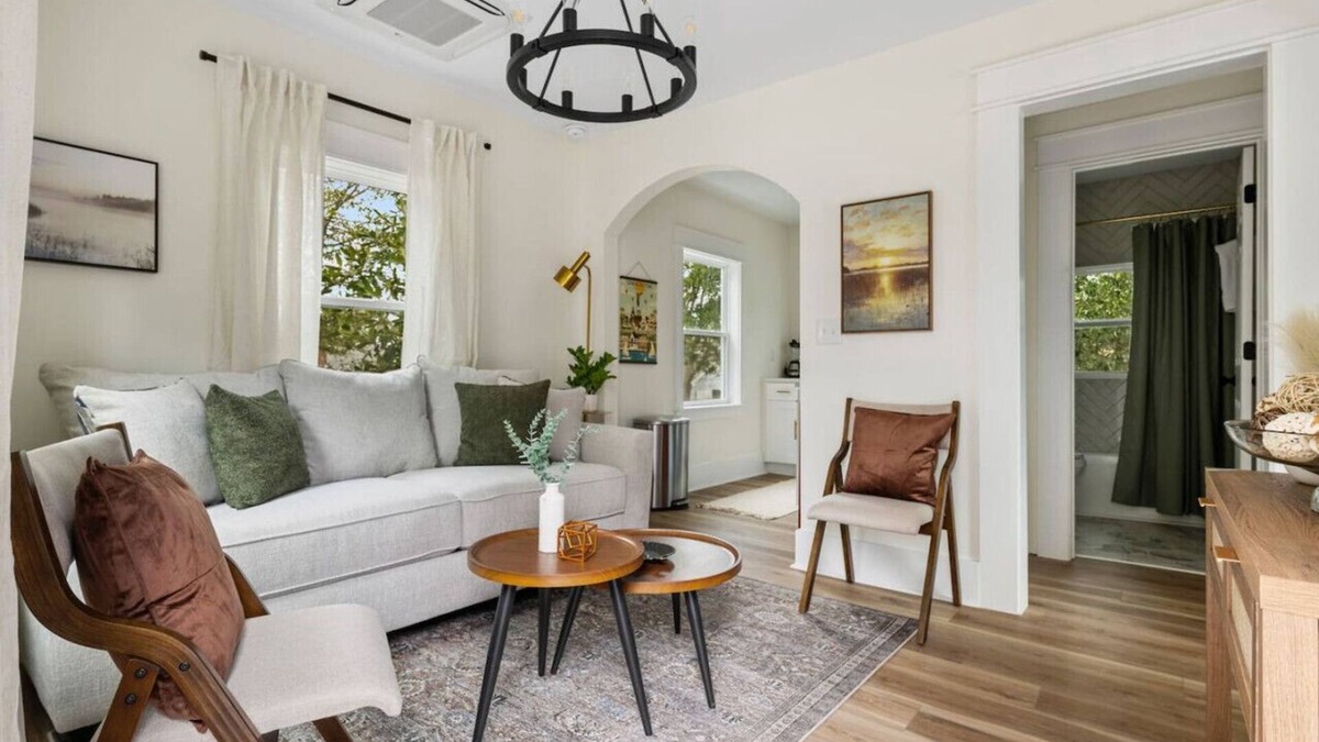 North Charleston Apartment | 1910 Calvert - Unit C 2BR