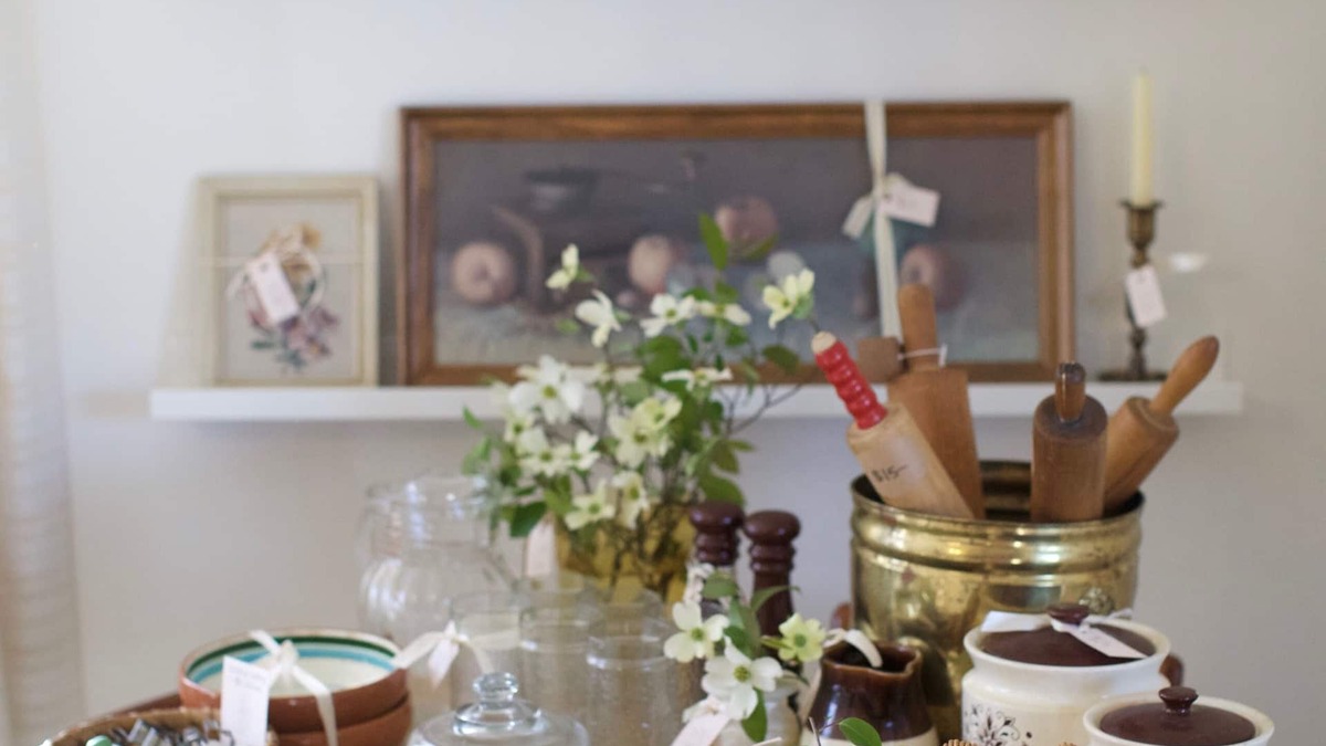 Winston - Salem Cottage | 1930’s Guest Cottage and Vintage Shop with 1/2 Bath and Full Bed