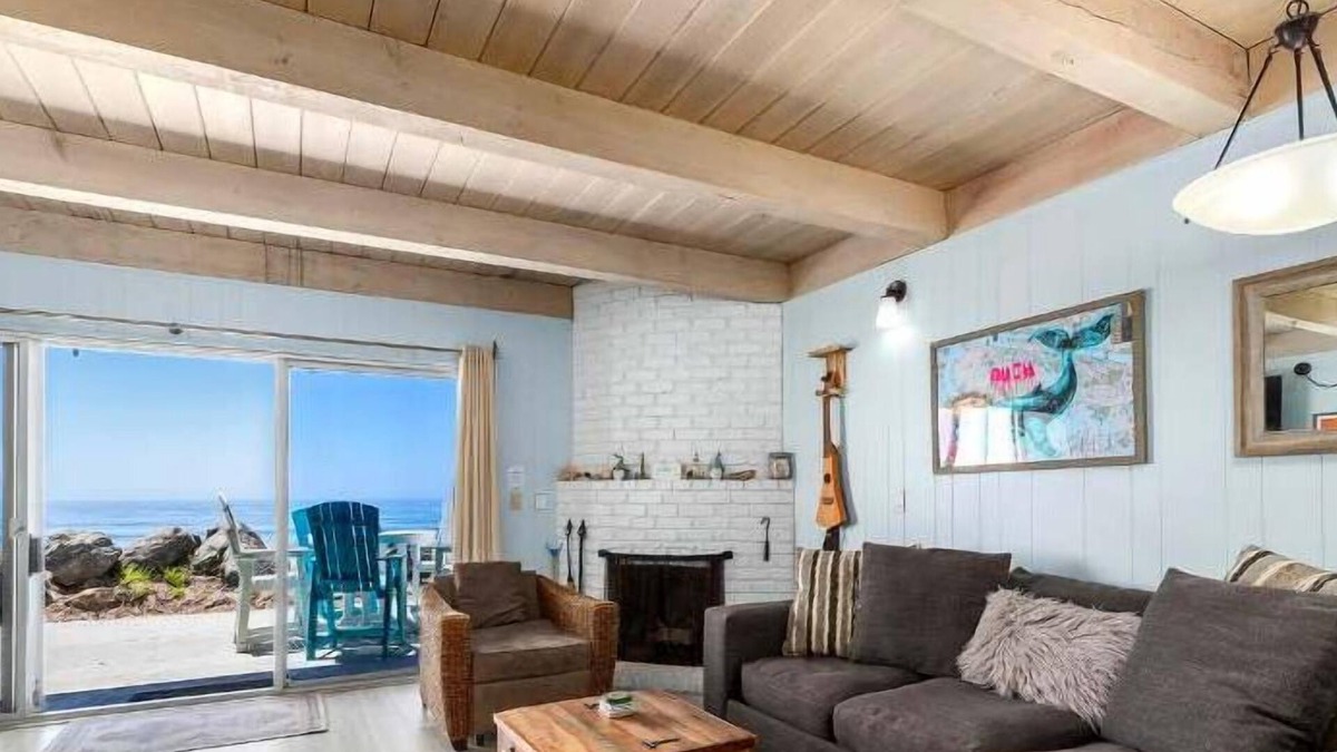 Rio del Mar House | 1950's Beachfront Home - Stunning Views!