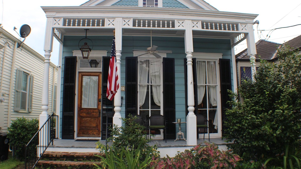 Audubon House | 19th Century New Orleans Shot Gun House