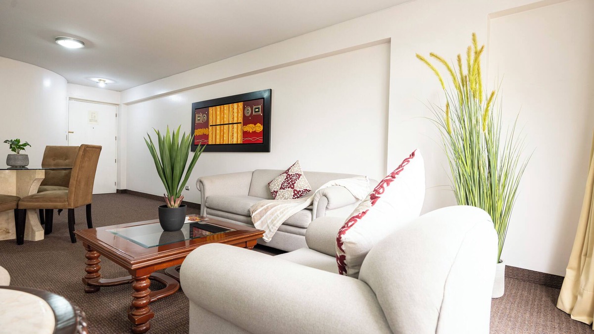 Leuro Apartment | 1bd/1ba Apartment in Miraflores