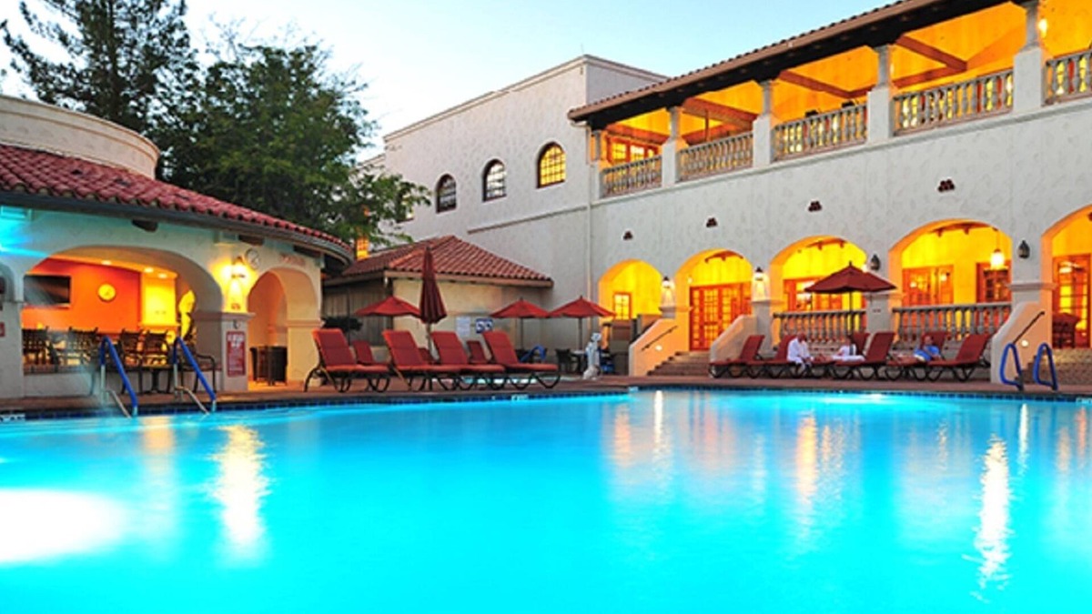 Sedona Condo | 1BDRM~ LOS ABRIGADOS RESORT~ SPA~POOLS~HIKING~TRAILS~DINING~GREAT VIEWS & MORE
