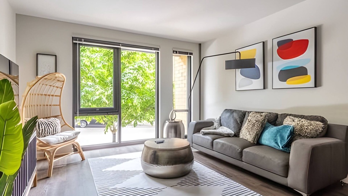 West Bellevue Apartment | 1BR+Den | Gym, Lounge | Bellevue | Sophari C