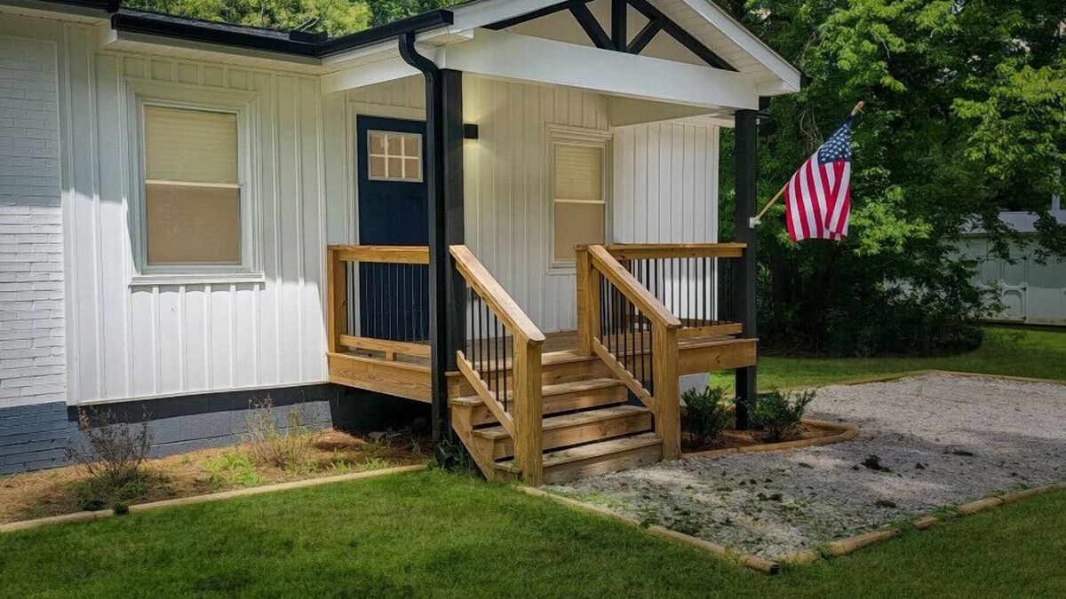 Southwest Raleigh Apartment | 1BR Garner Gem|Backyard & Pet Friendly