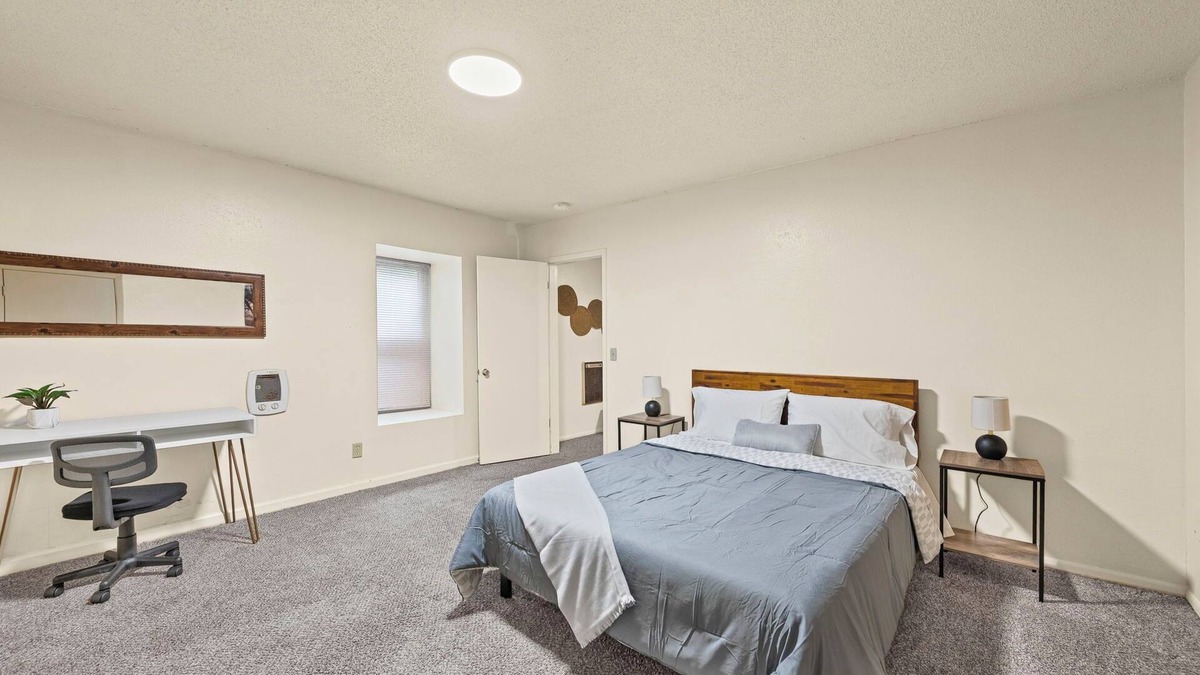 St. Joseph Apartment | 1BR Queen Retreat First Floor Ease & Comfort Wi-Fi