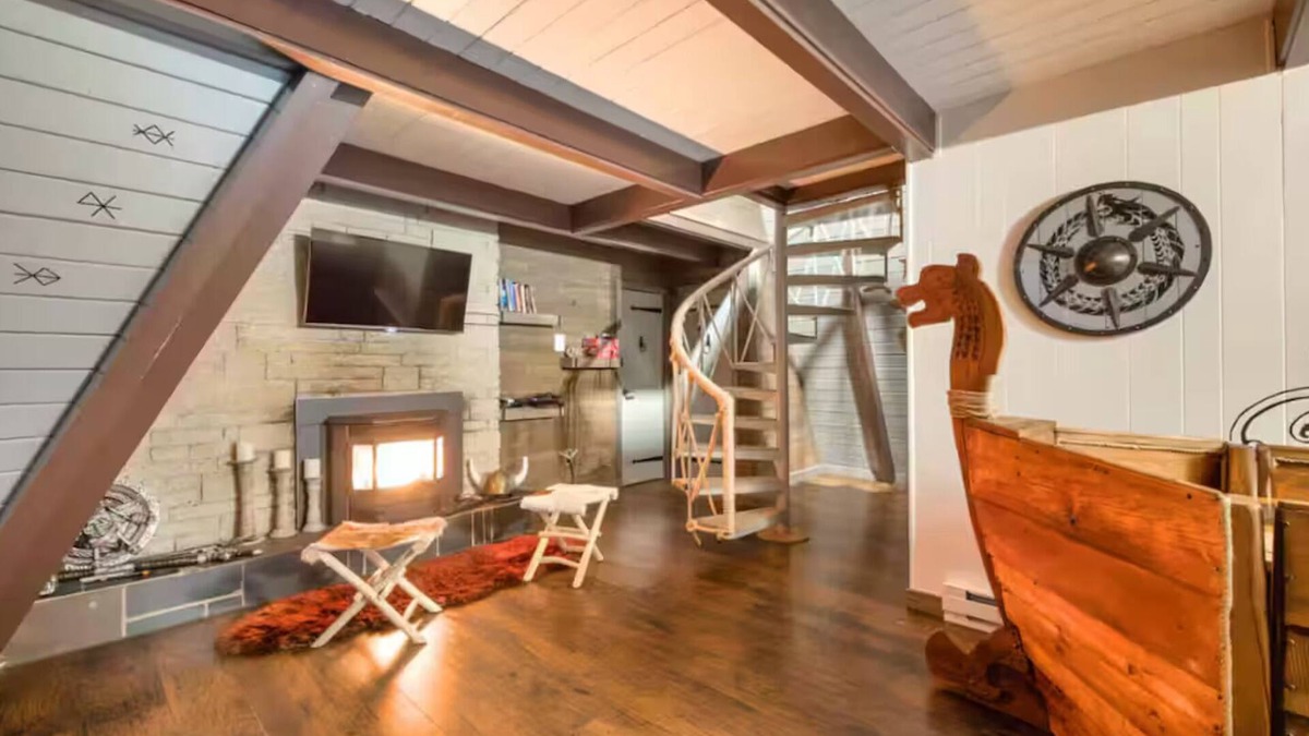 Ocean Shores Villa | 1BR Viking Beach Villa - Walk to Beach - Pet-Friendly, Sleeps 5