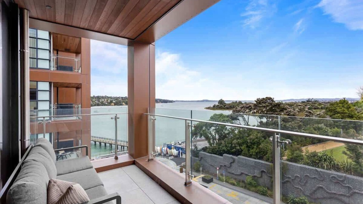 Hobsonville Apartment | 1BR with Balcony Close to Ferry by Zodiak Stays