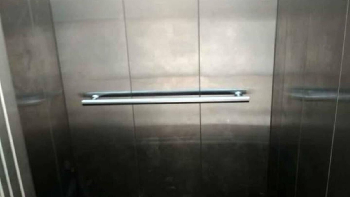 Ahmedabad Apartment | 1room & kitchen with small balcony, full of sunlight & wind