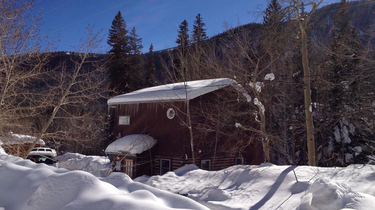 Garfield Ski Chalet | 1st Chair Chalet - Monarch/Garfield - Creek Side Mountain Getaway