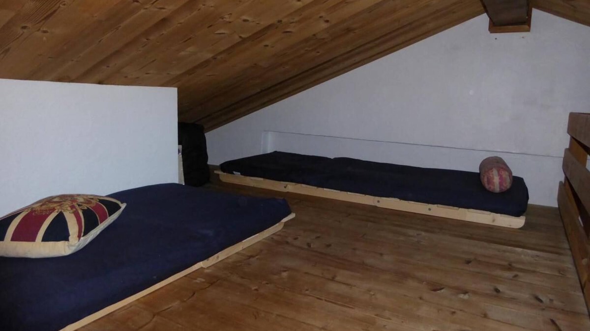 Bozel Apartment | 1st floor, balcony, tv, ski locker, 67m², Courchevel