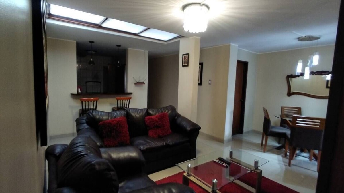 Santiago de Surco Apartment | 1st Floor in Surco 20 mins to park Kennedy Miraflore - Hospedaje las lilas Surco