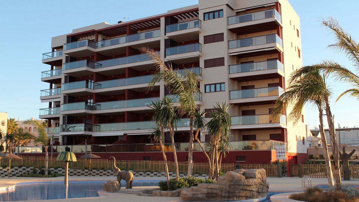 Mil Palmeras Apartment | 1st line, terrace with sea view and swimming pool For 2 people