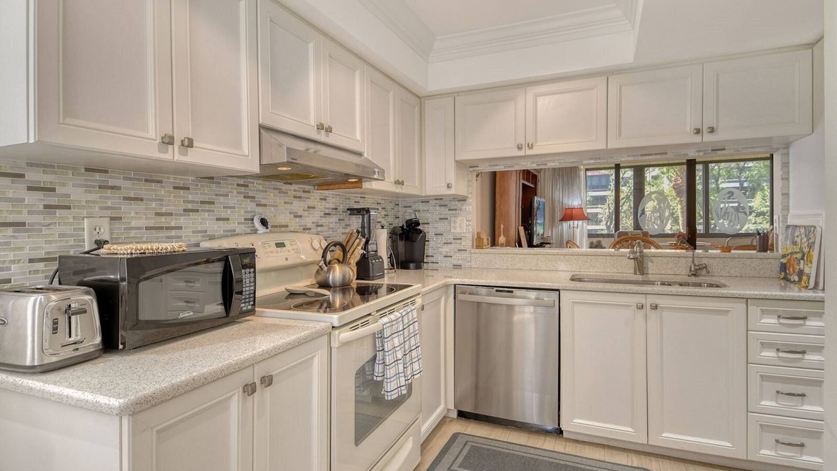 Siesta Key Condo | 2-106 in Sarasota, FL