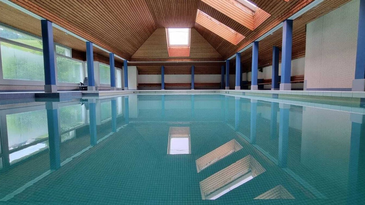 Savognin Apartment | 2.5 room apartment for 1 - 4 people with a view of the village of Savognin
