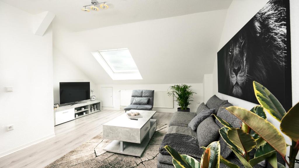 Hamm Apartment | 2,5-Zimmer inkl Arbeitsplatz, WLAN & free Netflix, Amazon-Free Parken vollausgestattete Wohnung, 24h Check In