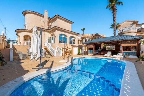 San Miguel de Salinas Villa | 2 Apts in Villa Sun and Happiness
