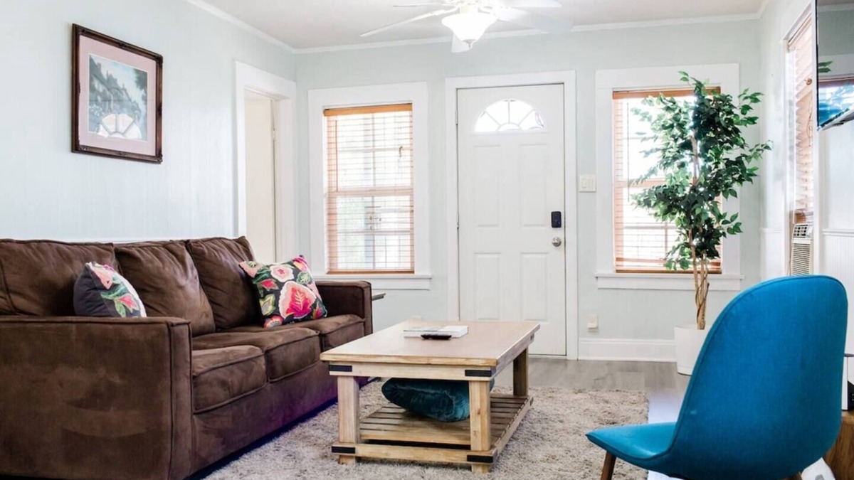 Torrance House | 2 BD in Quiet Neighborhood + AC, Desk, Fast Wifi
