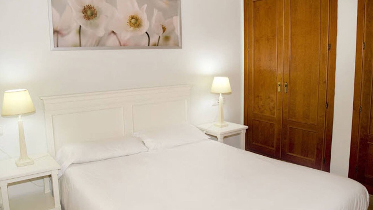 La Linea de la Concepcion Apartment | 2 bedroom penthouse block 1 (Apartment 2)